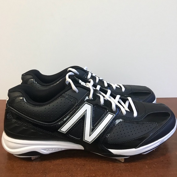 New Balance 440v3 Baseball Cleats Size 
